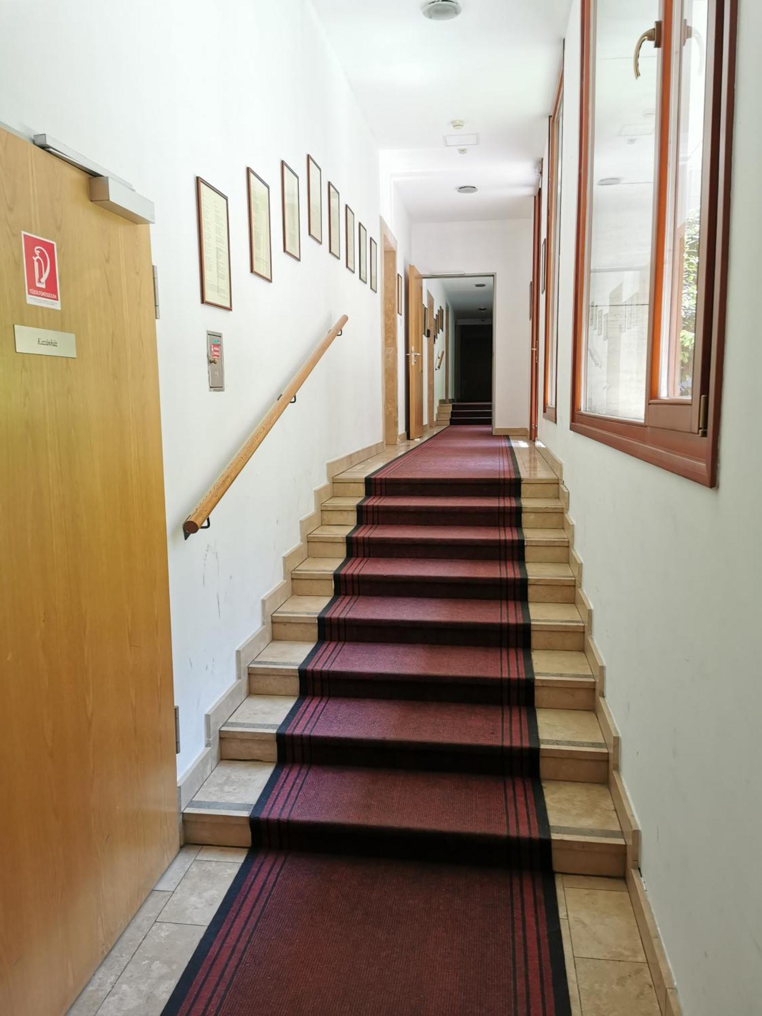 Colours Apartments Superior With Free Parking บูดาเปสต์ ภายนอก รูปภาพ