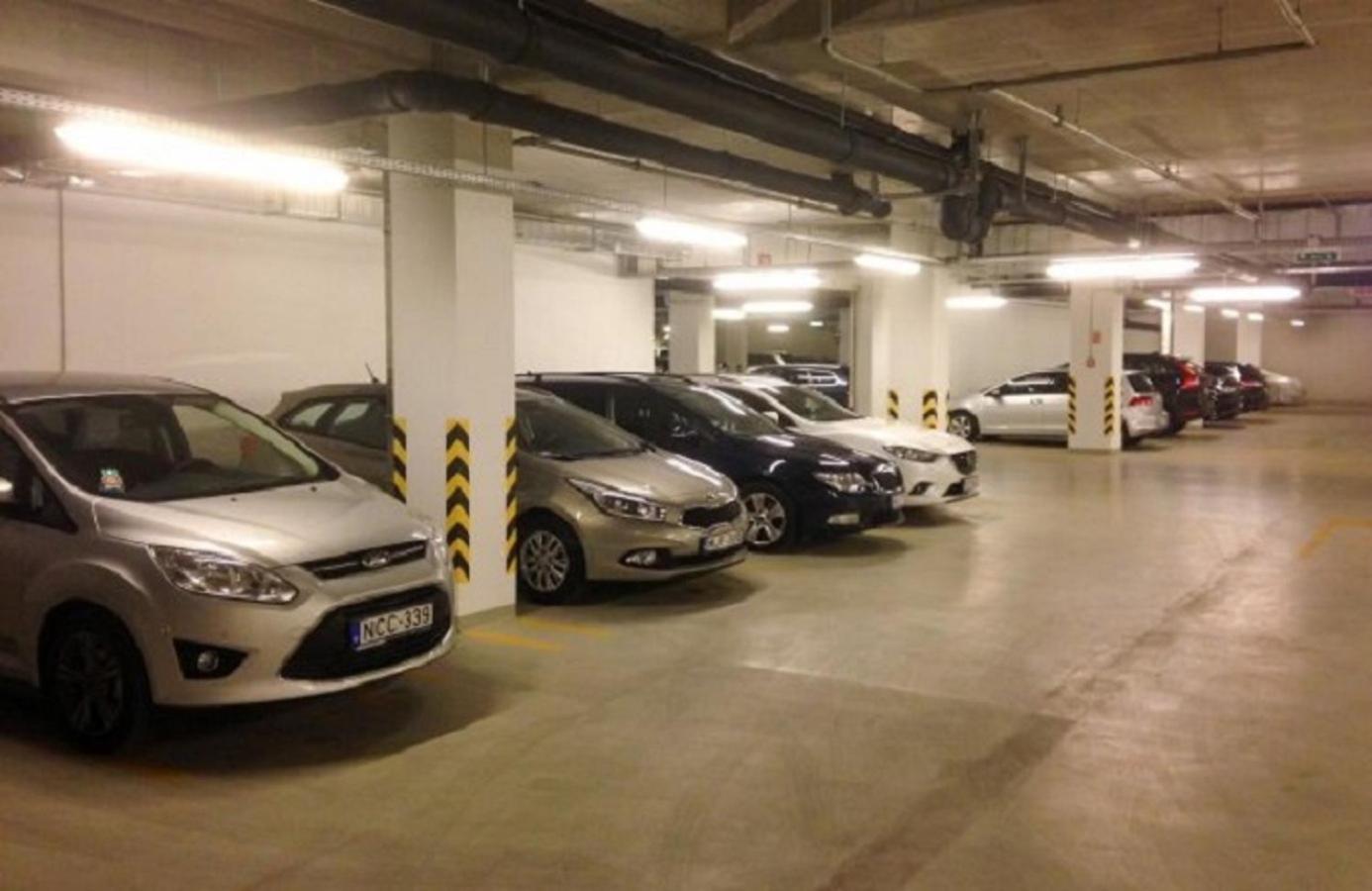 Colours Apartments Superior With Free Parking บูดาเปสต์ ภายนอก รูปภาพ