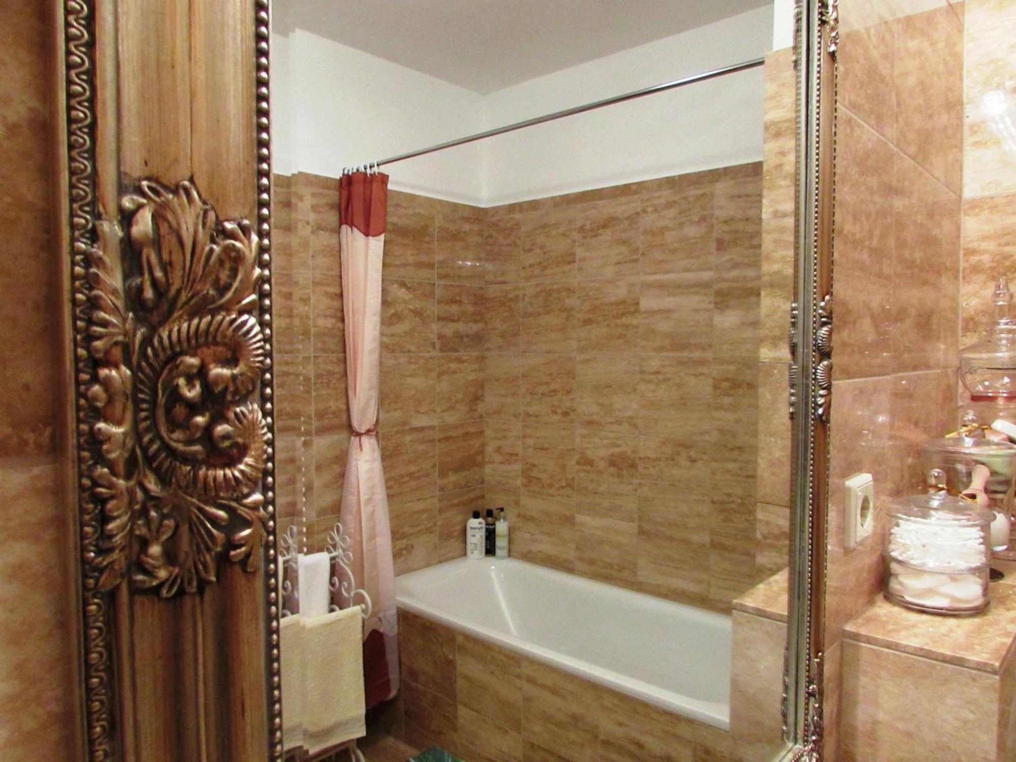 Colours Apartments Superior With Free Parking บูดาเปสต์ ภายนอก รูปภาพ