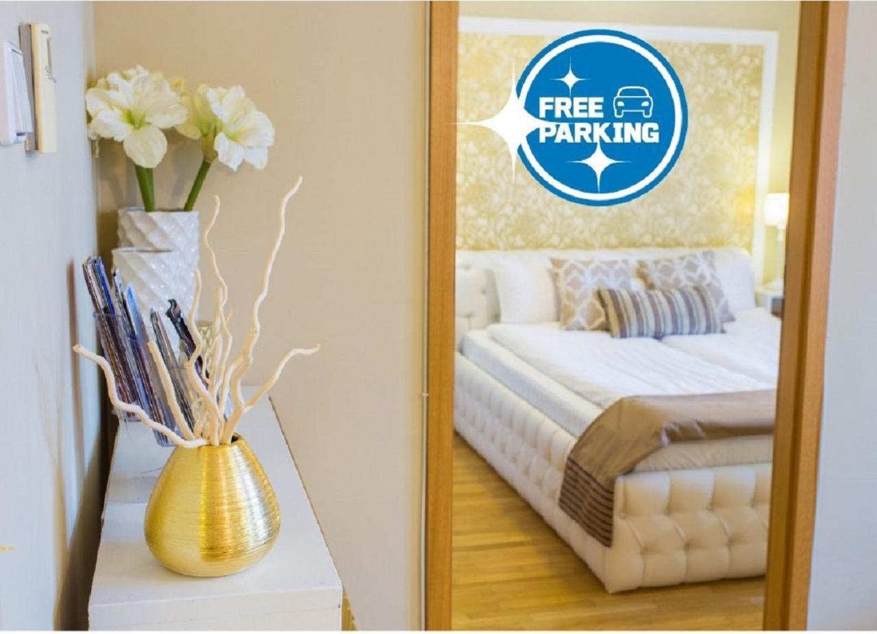 Colours Apartments Superior With Free Parking บูดาเปสต์ ภายนอก รูปภาพ