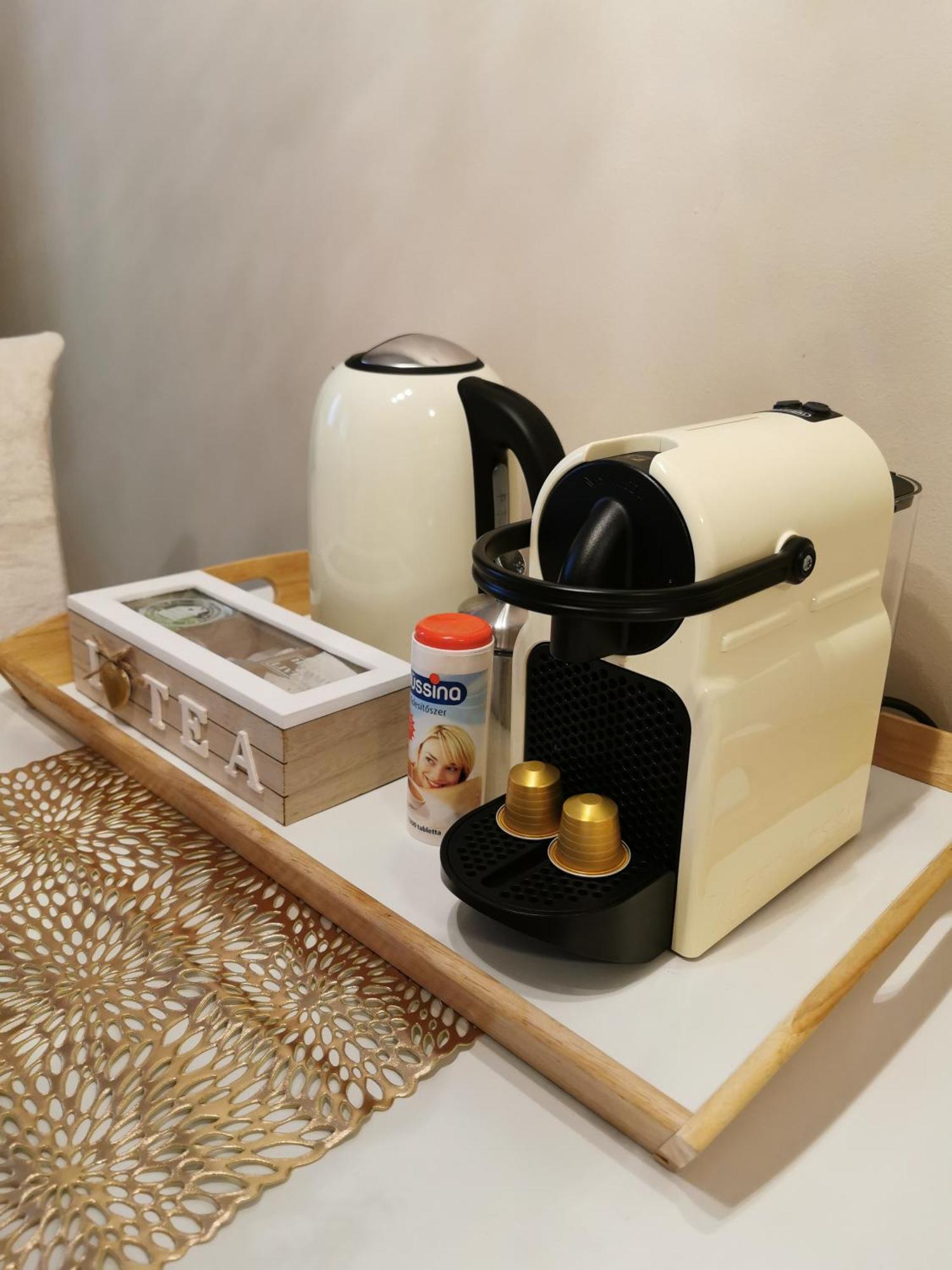 Colours Apartments Superior With Free Parking บูดาเปสต์ ภายนอก รูปภาพ