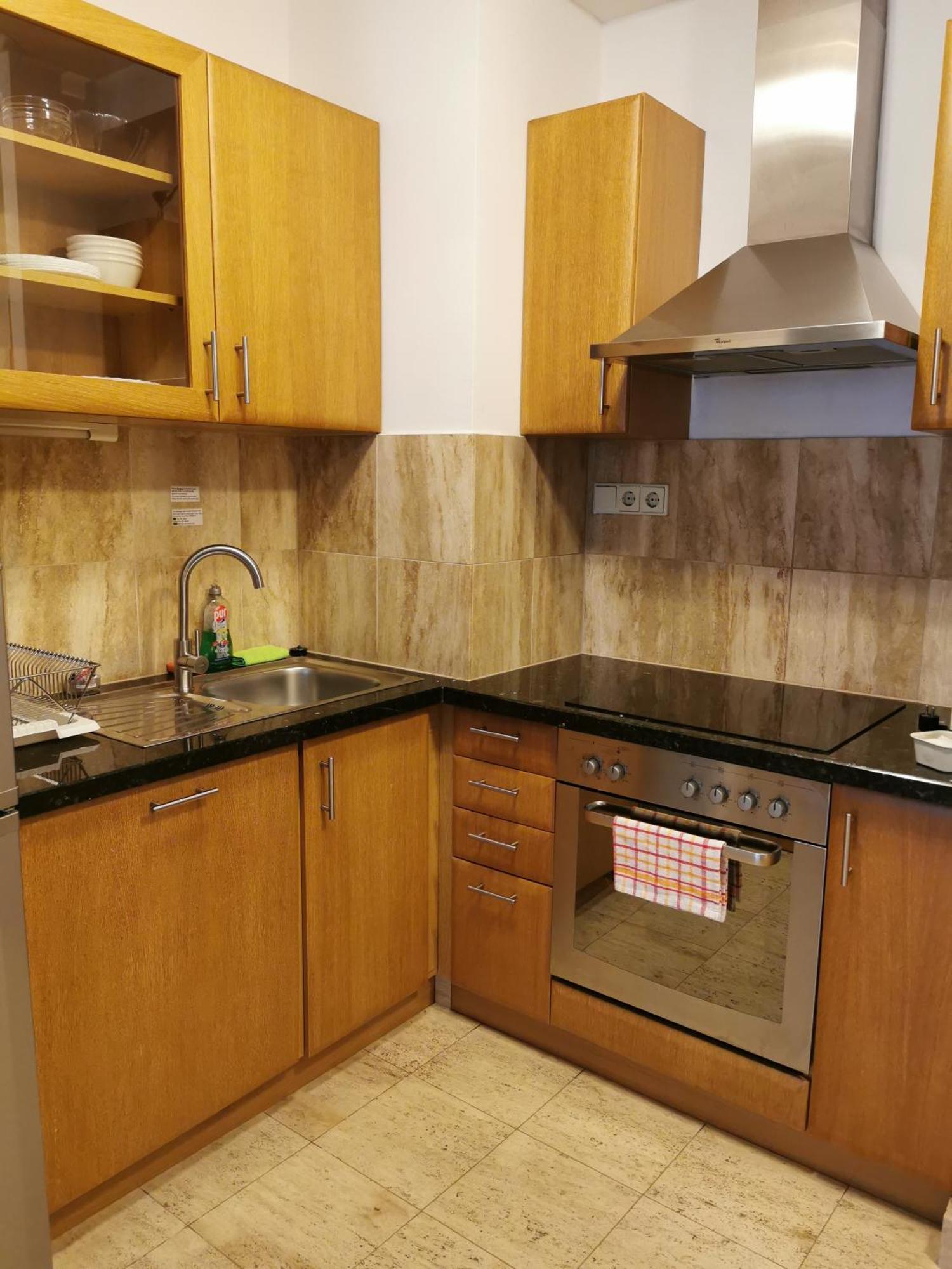 Colours Apartments Superior With Free Parking บูดาเปสต์ ภายนอก รูปภาพ